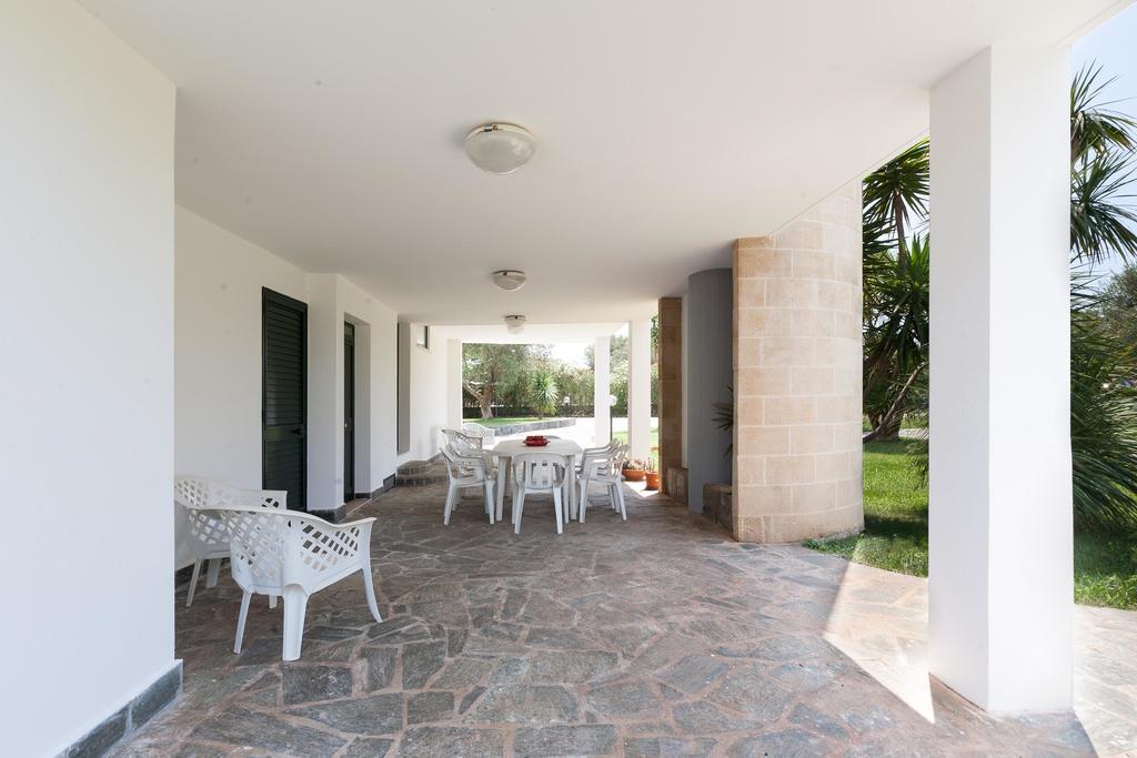 Villa Del Contado Casarano Exteriör bild